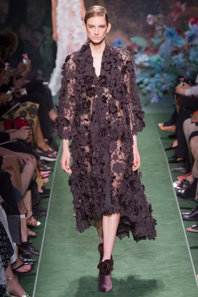 Look 35